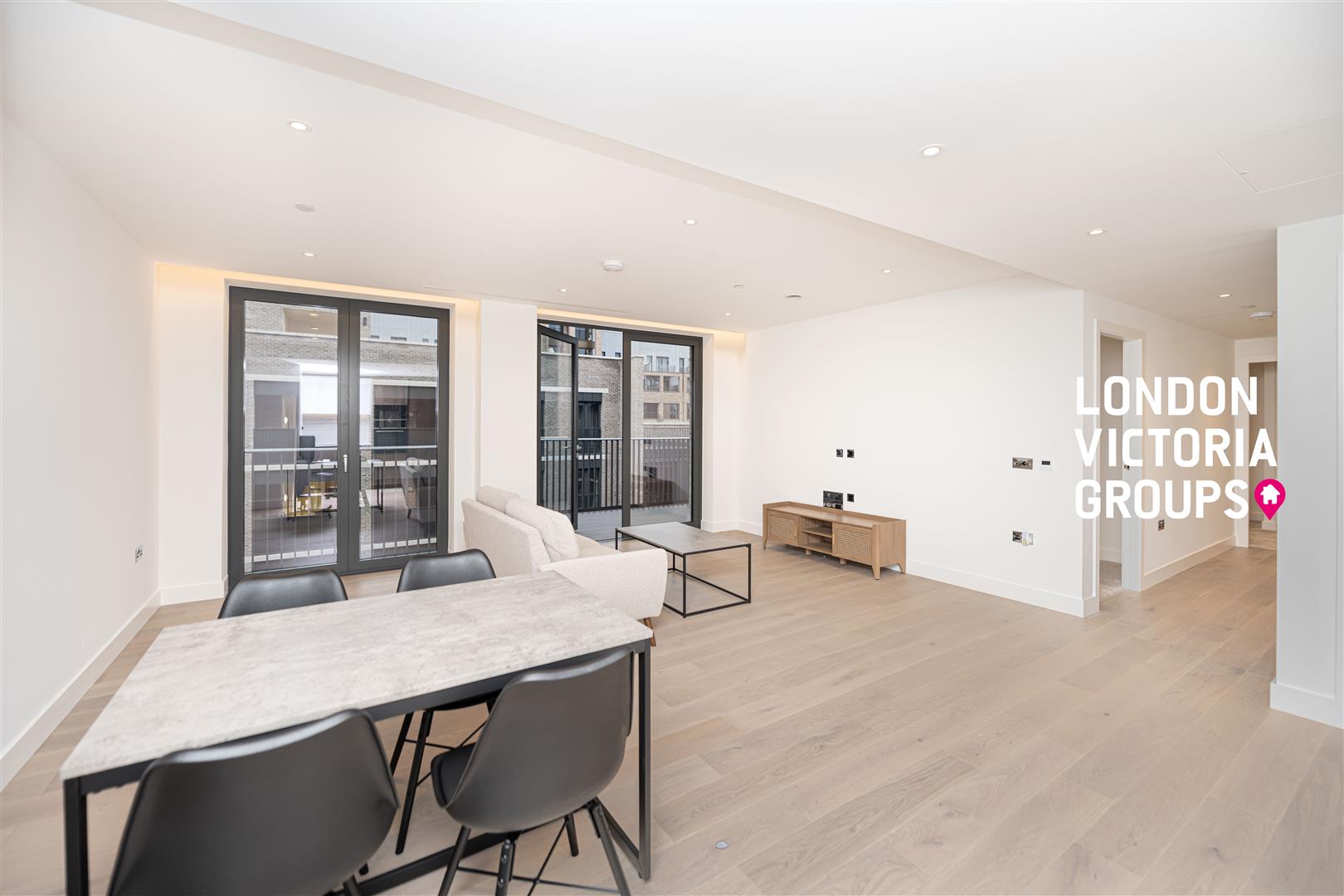 2 bed property in 62 Calthorpe Street, London